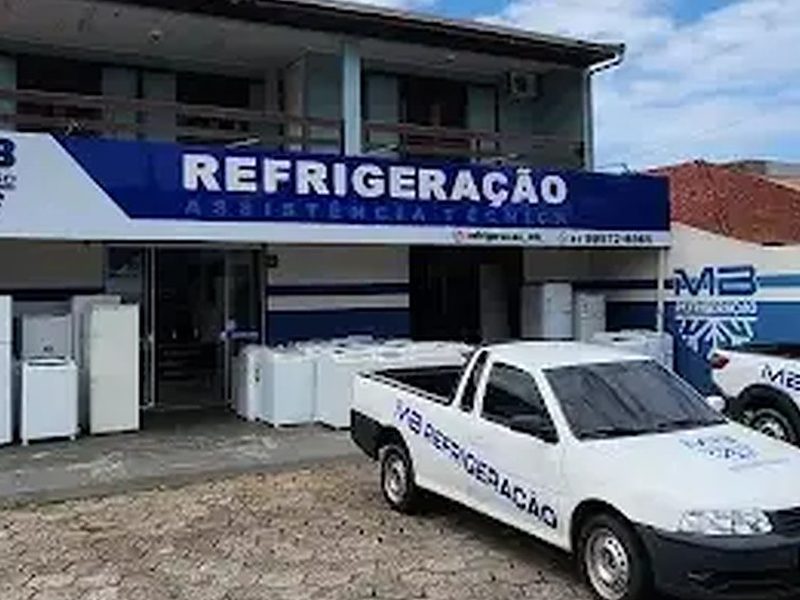 Entrada da loja e atendimento em Guaratuba